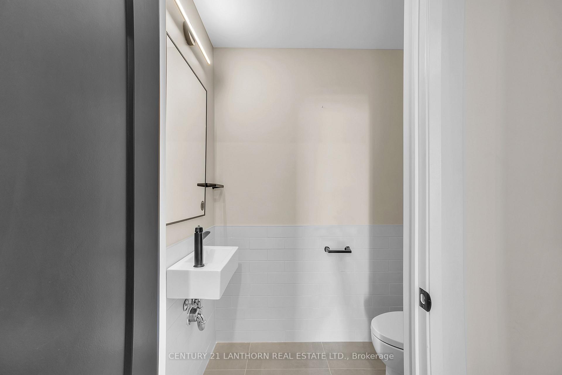 Photo 6 of Unit Unit # 1, 38 Front Street, Quinte West, Trenton Ward — HOMEH