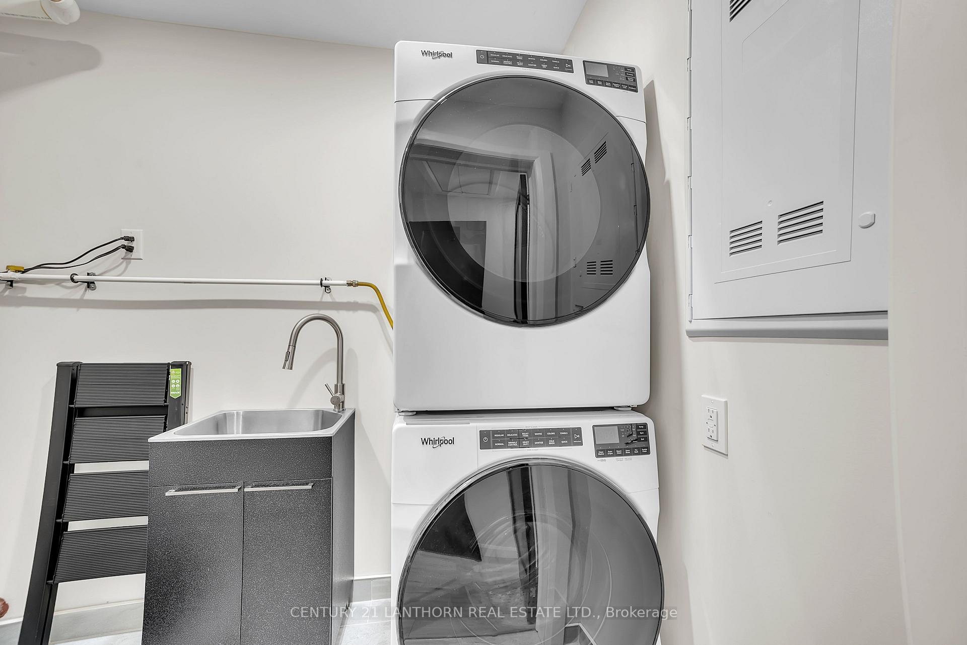 Photo 10 of Unit Unit # 1, 38 Front Street, Quinte West, Trenton Ward — HOMEH