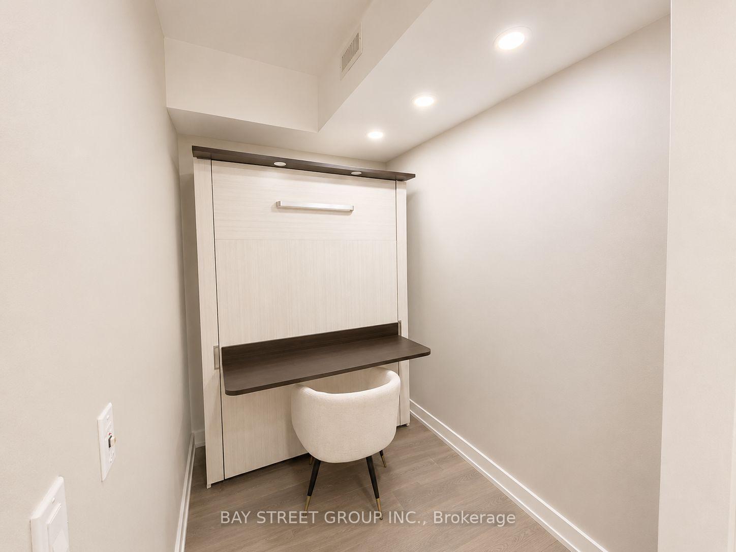 Photo 11 of Unit 609, 223 Webb Drive, Mississauga, City Centre — HOMEH