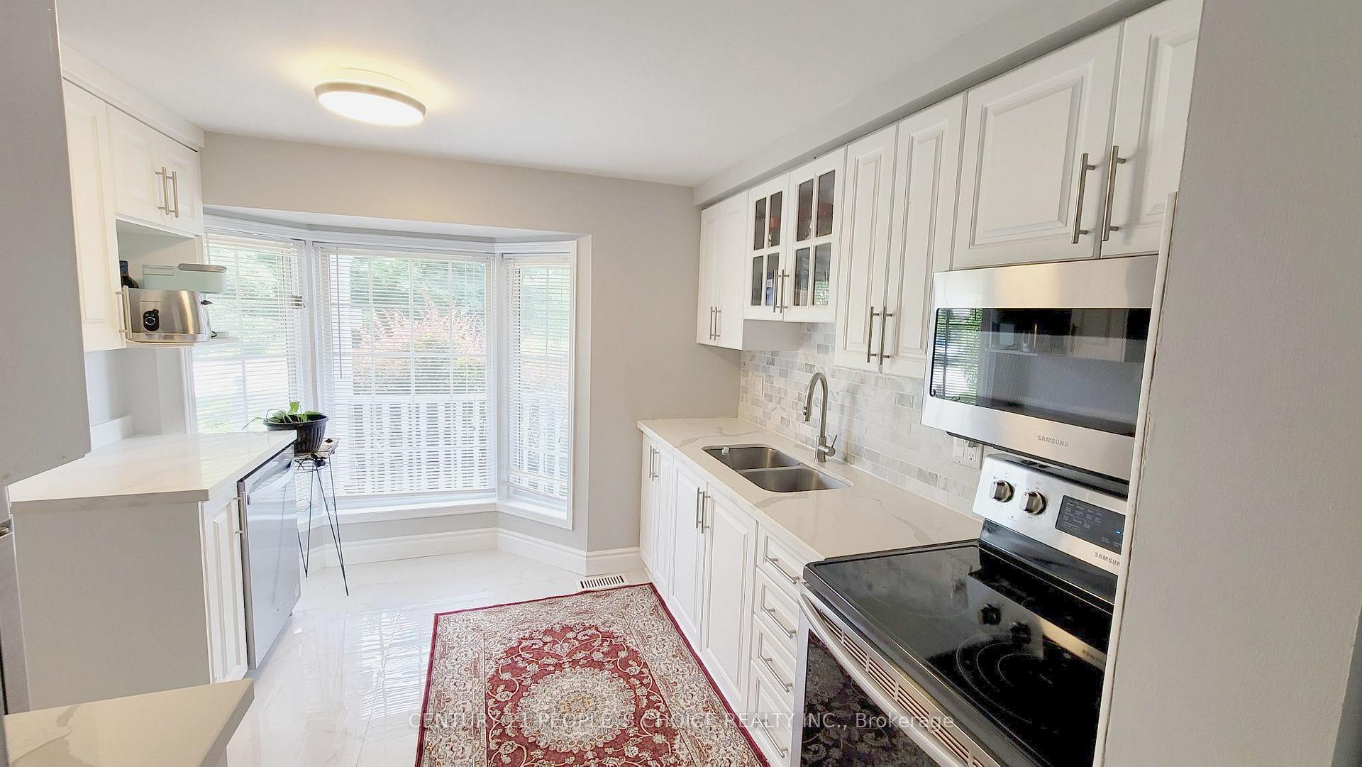 Photo 27 of Unit B, 620 Settlersfield Court, Waterloo, Beechwood West — HOMEH