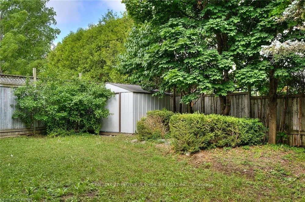 Photo 17 of Unit B, 620 Settlersfield Court, Waterloo, Beechwood West — HOMEH