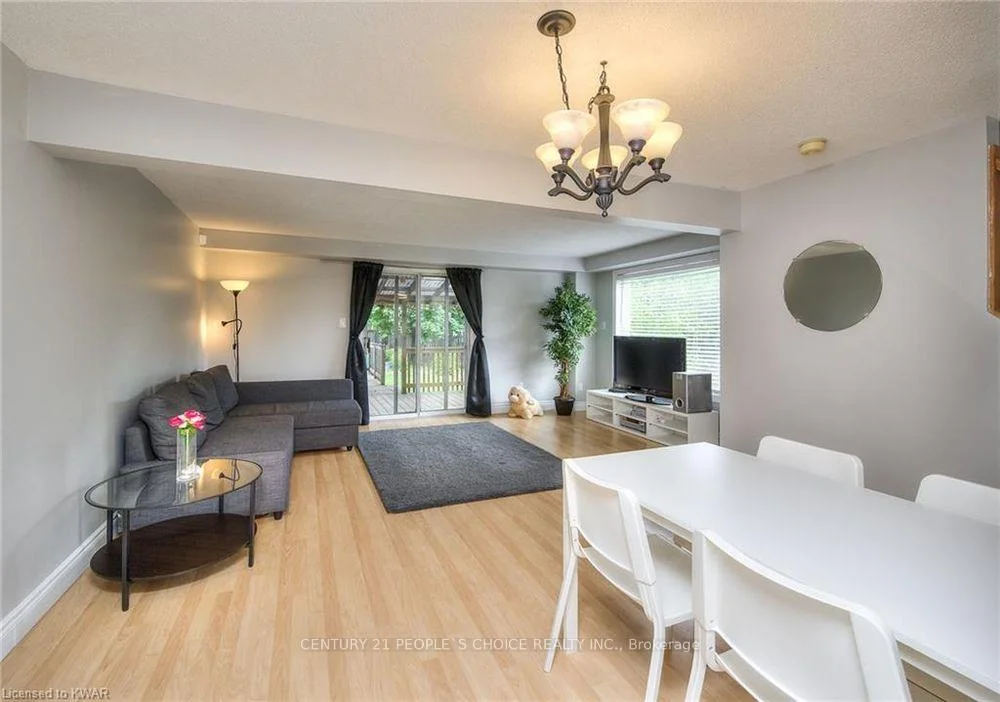 Photo 38 of Unit B, 620 Settlersfield Court, Waterloo, Beechwood West — HOMEH