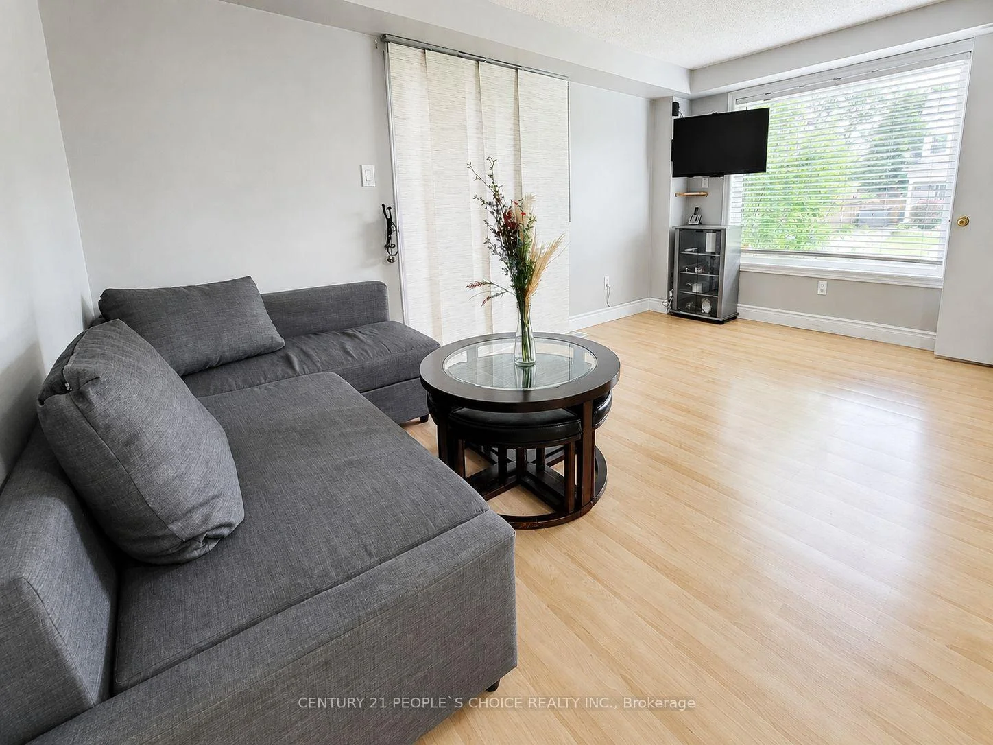 Photo 35 of Unit B, 620 Settlersfield Court, Waterloo, Beechwood West — HOMEH