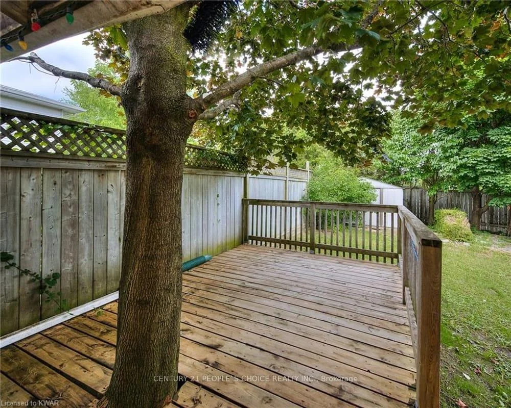 Photo 81 of Unit B, 620 Settlersfield Court, Waterloo, Beechwood West — HOMEH