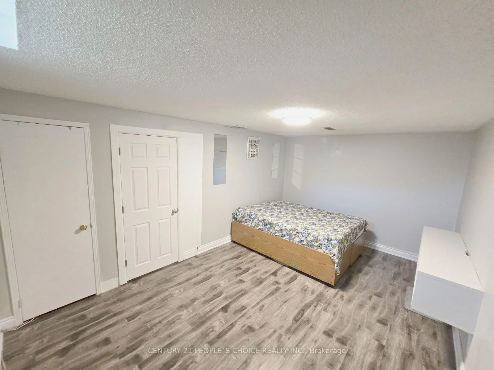 Photo 94 of Unit B, 620 Settlersfield Court, Waterloo, Beechwood West — HOMEH