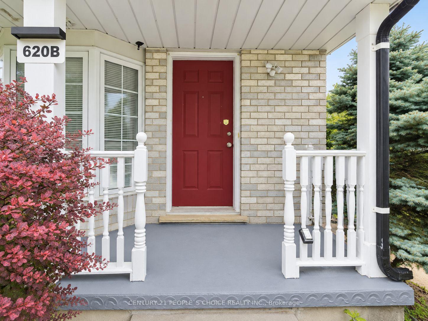 Photo 12 of Unit B, 620 Settlersfield Court, Waterloo, Beechwood West — HOMEH