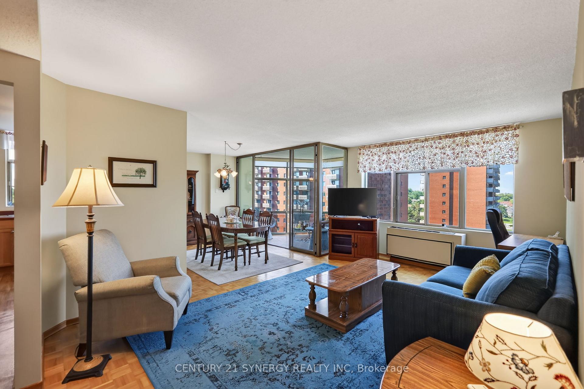Photo 6 of Unit 704, 2759 Carousel Crescent, Ottawa, Emerald Woods/Sawmill Creek — HOMEH