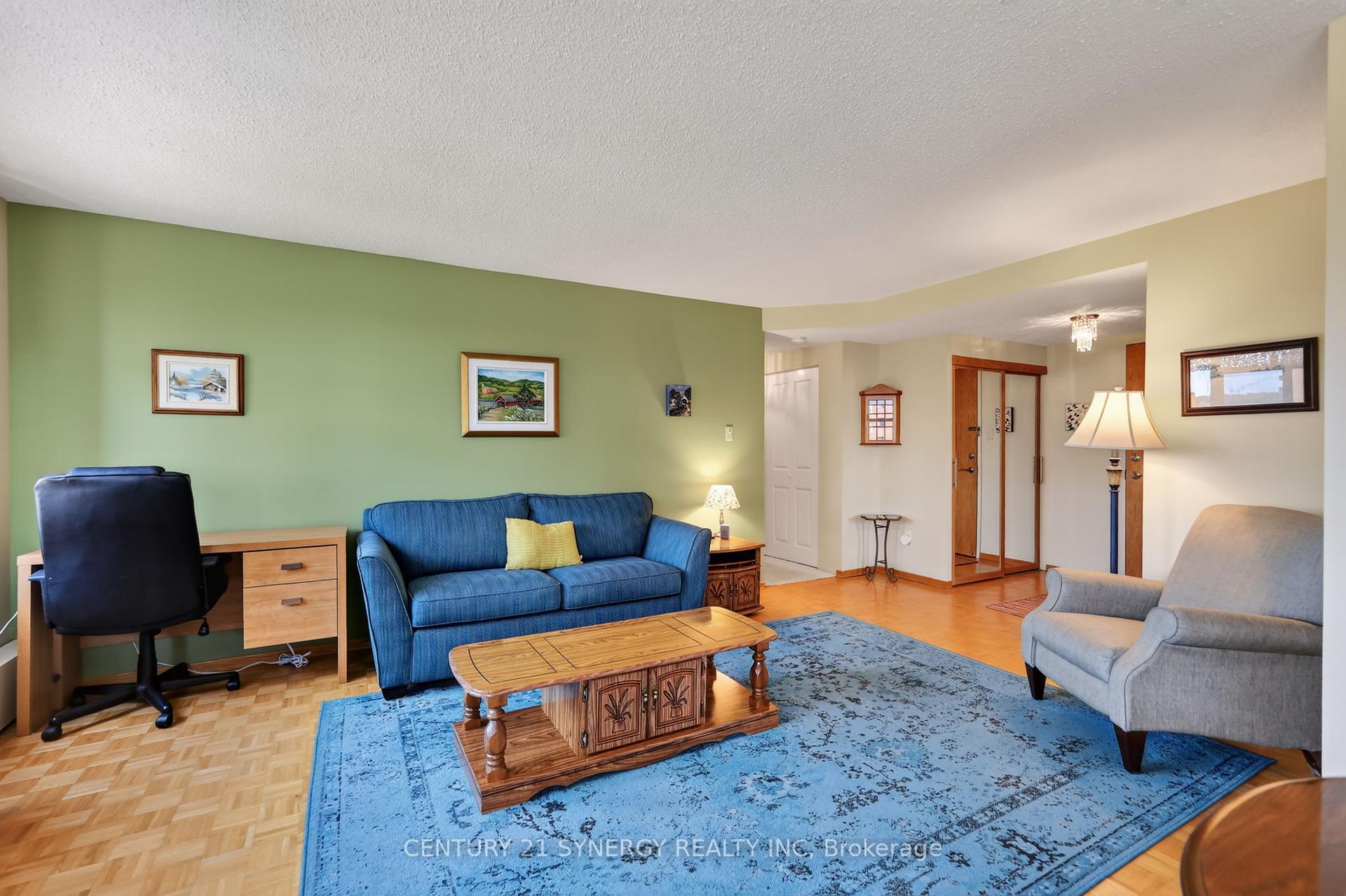 Photo 10 of Unit 704, 2759 Carousel Crescent, Ottawa, Emerald Woods/Sawmill Creek — HOMEH