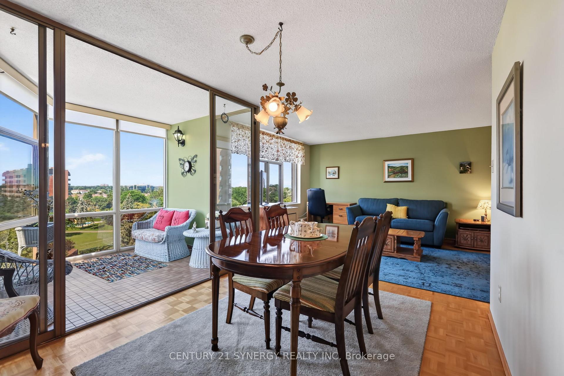 Photo 13 of Unit 704, 2759 Carousel Crescent, Ottawa, Emerald Woods/Sawmill Creek — HOMEH