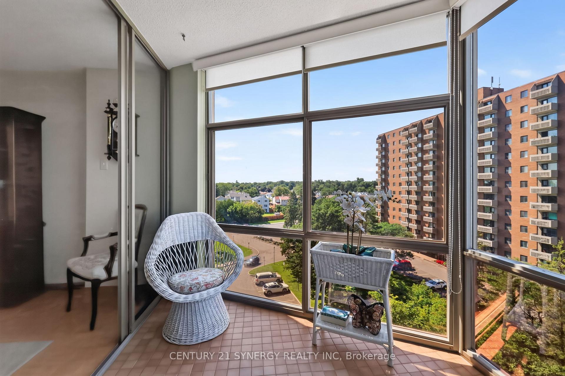 Photo 15 of Unit 704, 2759 Carousel Crescent, Ottawa, Emerald Woods/Sawmill Creek — HOMEH