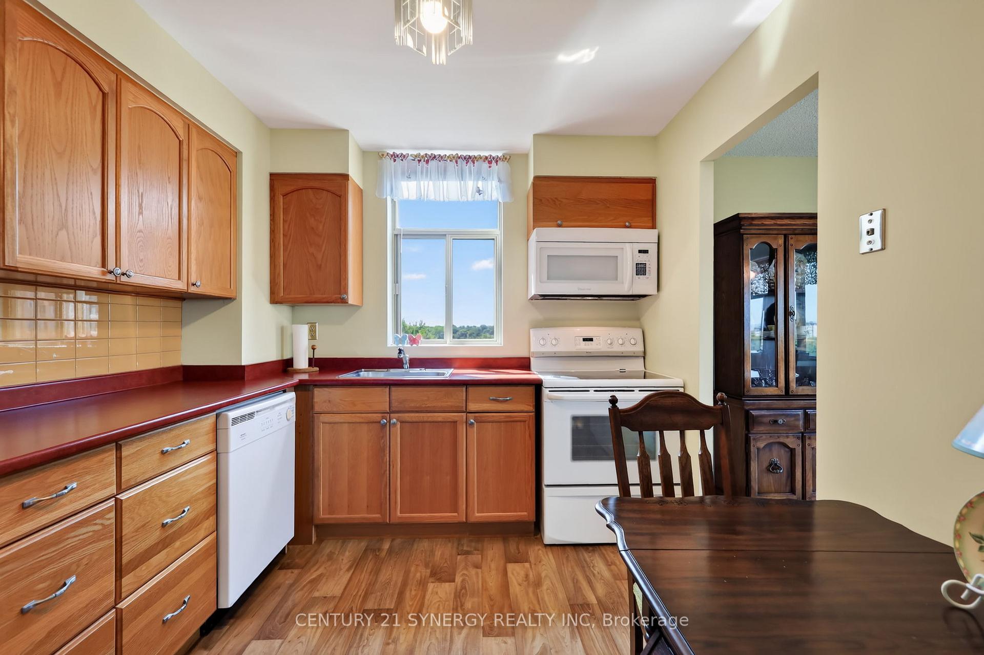 Photo 21 of Unit 704, 2759 Carousel Crescent, Ottawa, Emerald Woods/Sawmill Creek — HOMEH