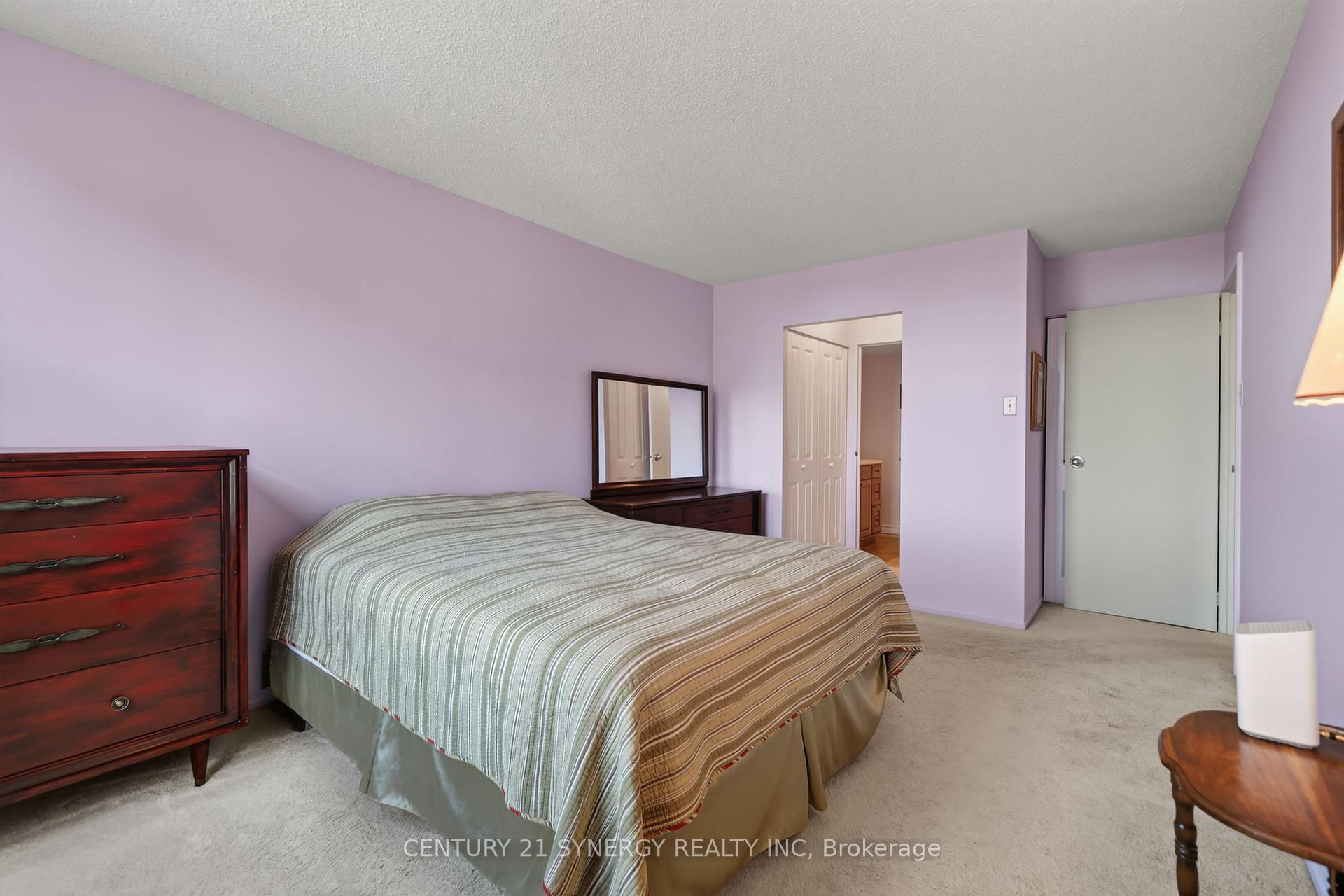 Photo 27 of Unit 704, 2759 Carousel Crescent, Ottawa, Emerald Woods/Sawmill Creek — HOMEH