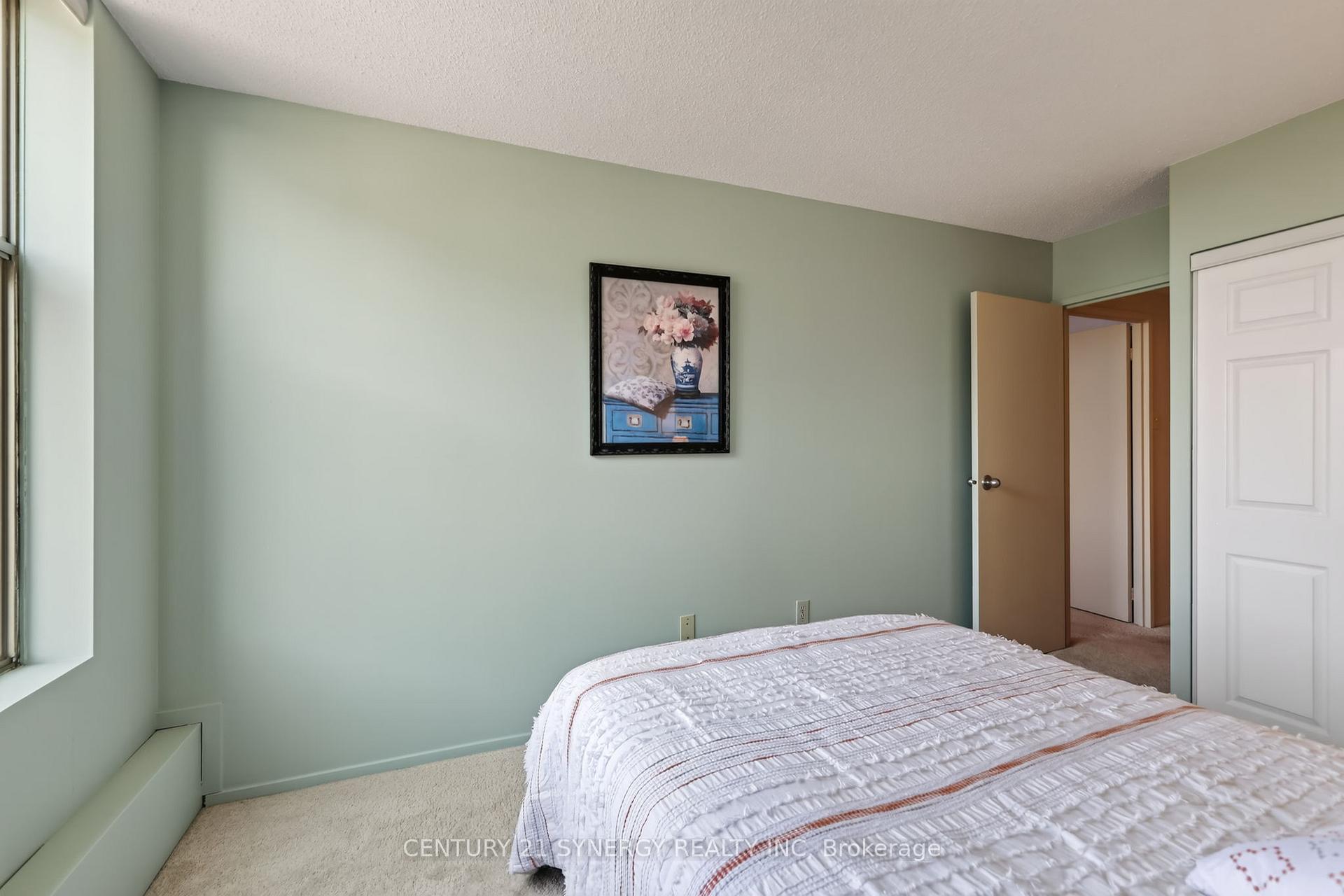 Photo 34 of Unit 704, 2759 Carousel Crescent, Ottawa, Emerald Woods/Sawmill Creek — HOMEH