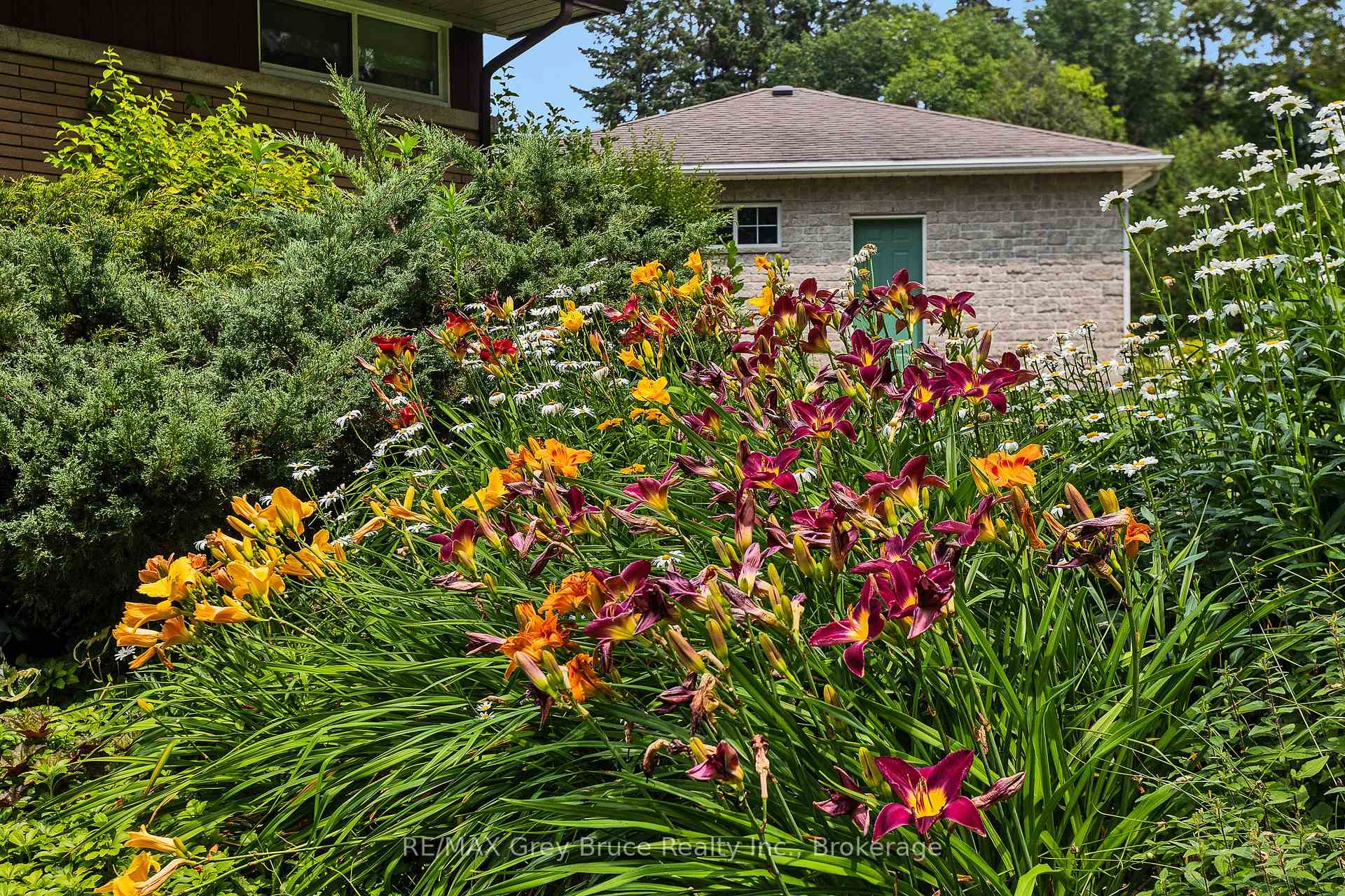 Photo 10 of 336 6th Avenue E, Owen Sound — HOMEH