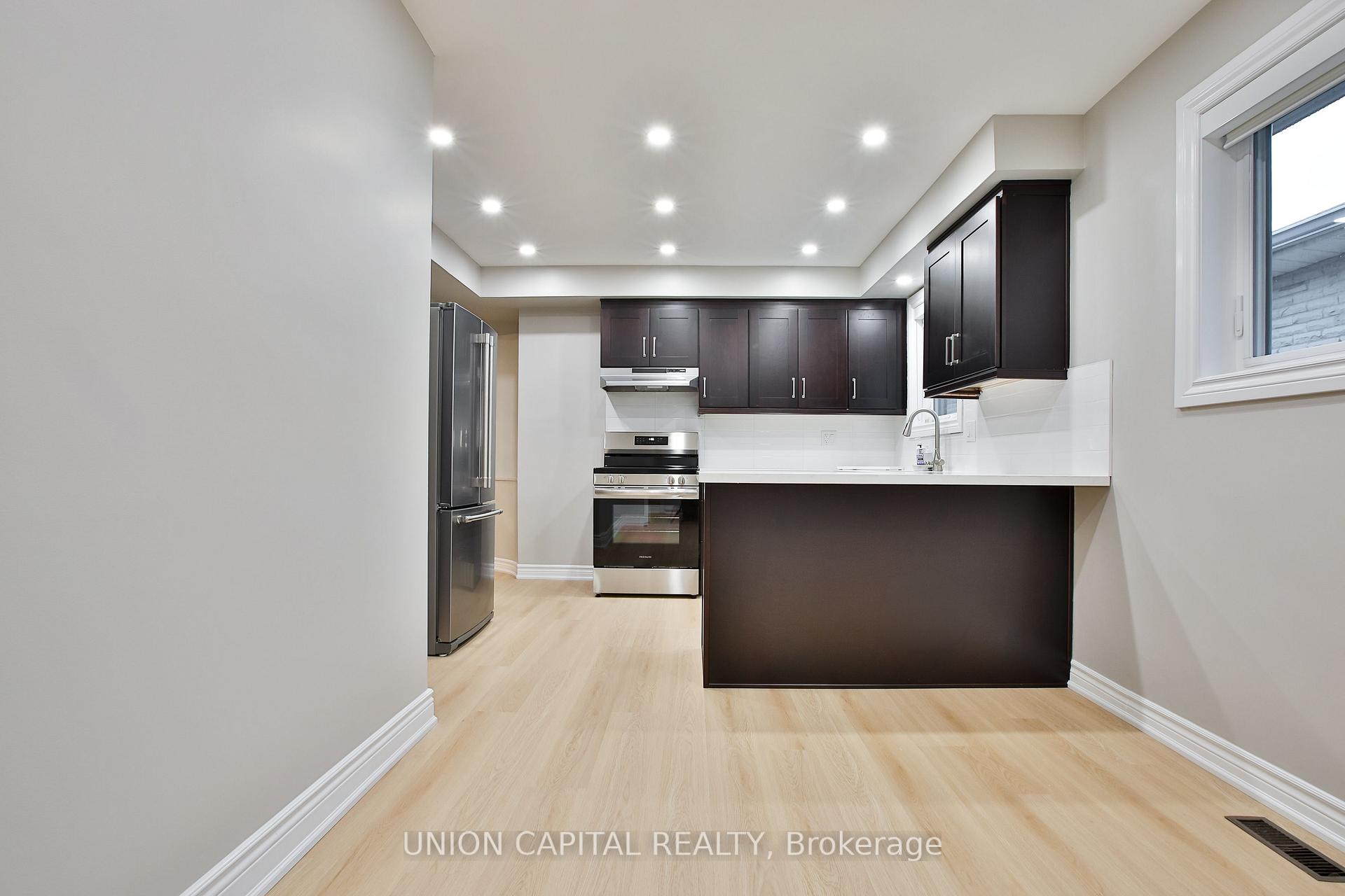 Photo 2 of Unit Upper, 131 Romfield Circuit, Markham, Royal Orchard — HOMEH