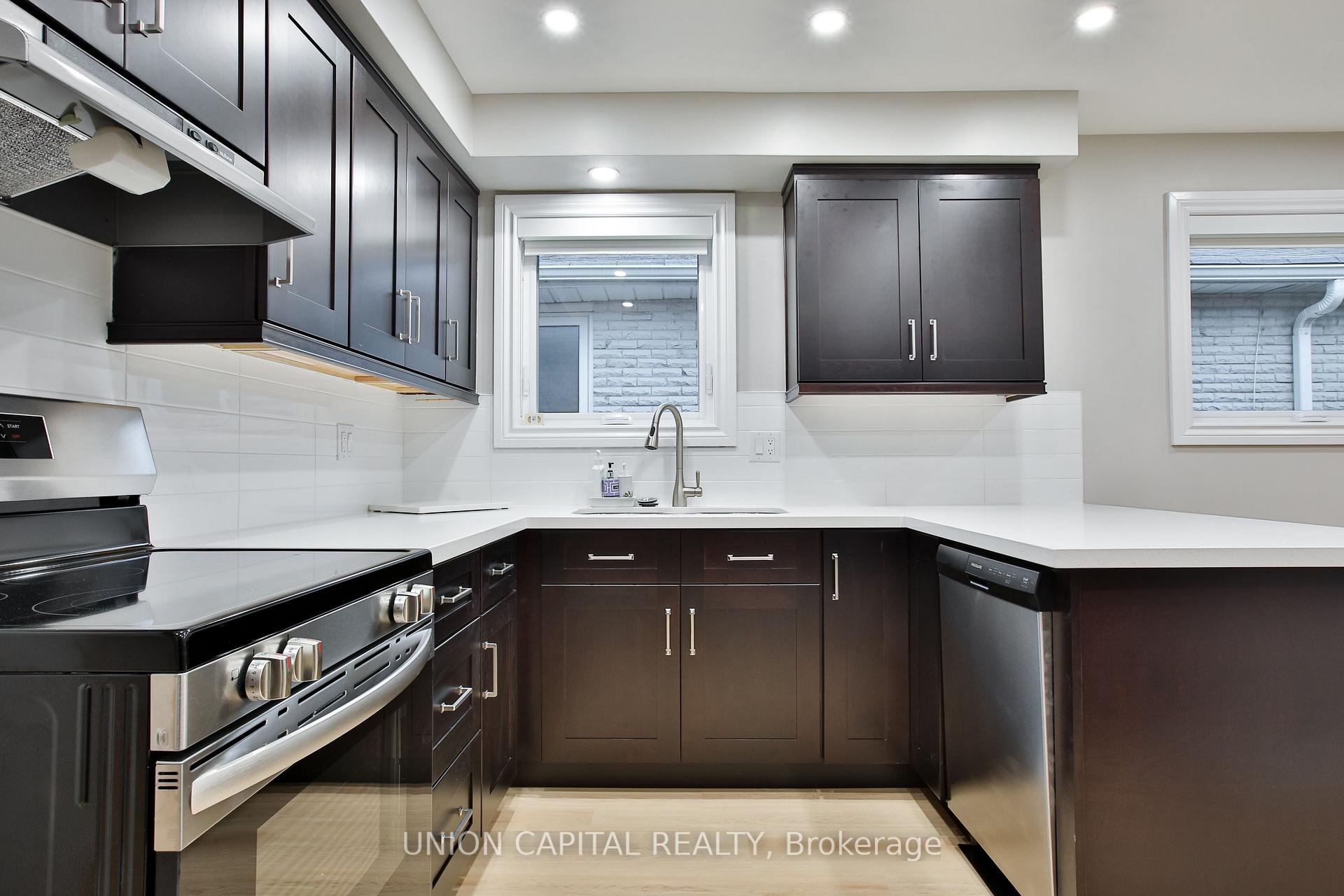 Photo 4 of Unit Upper, 131 Romfield Circuit, Markham, Royal Orchard — HOMEH