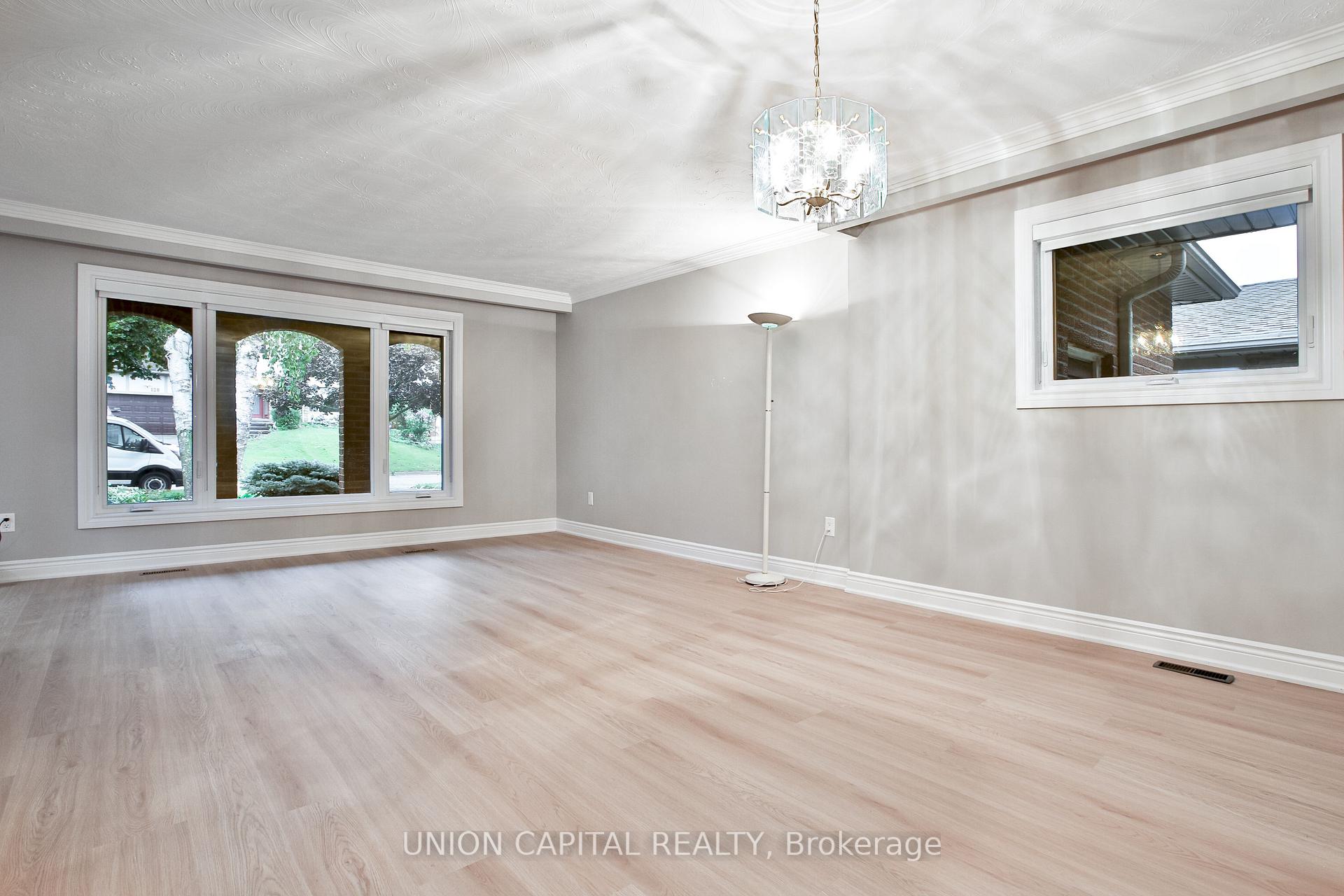Photo 23 of Unit Upper, 131 Romfield Circuit, Markham, Royal Orchard — HOMEH