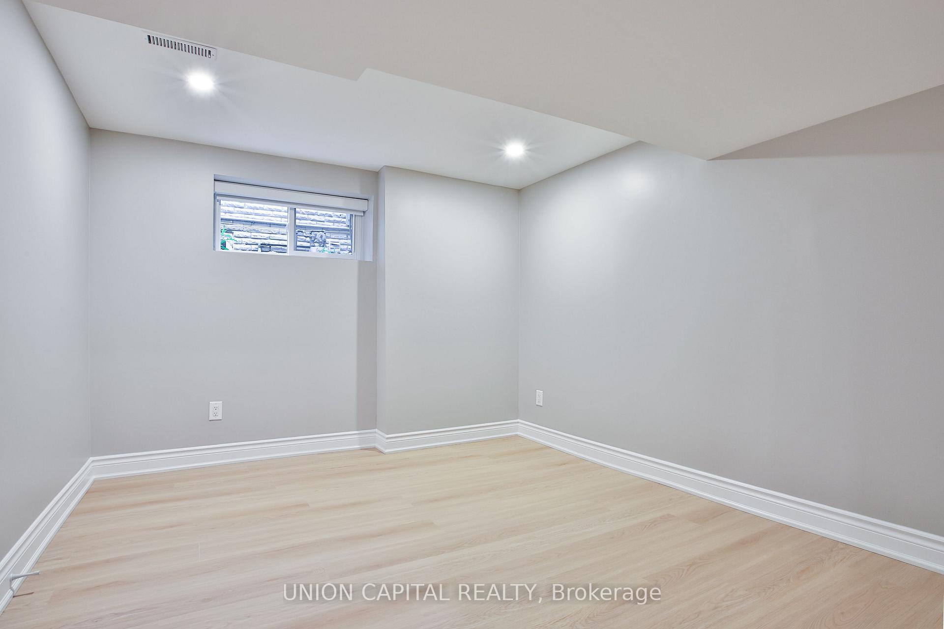 Photo 13 of Unit Lower, 131 Romfield Circuit, Markham, Royal Orchard — HOMEH