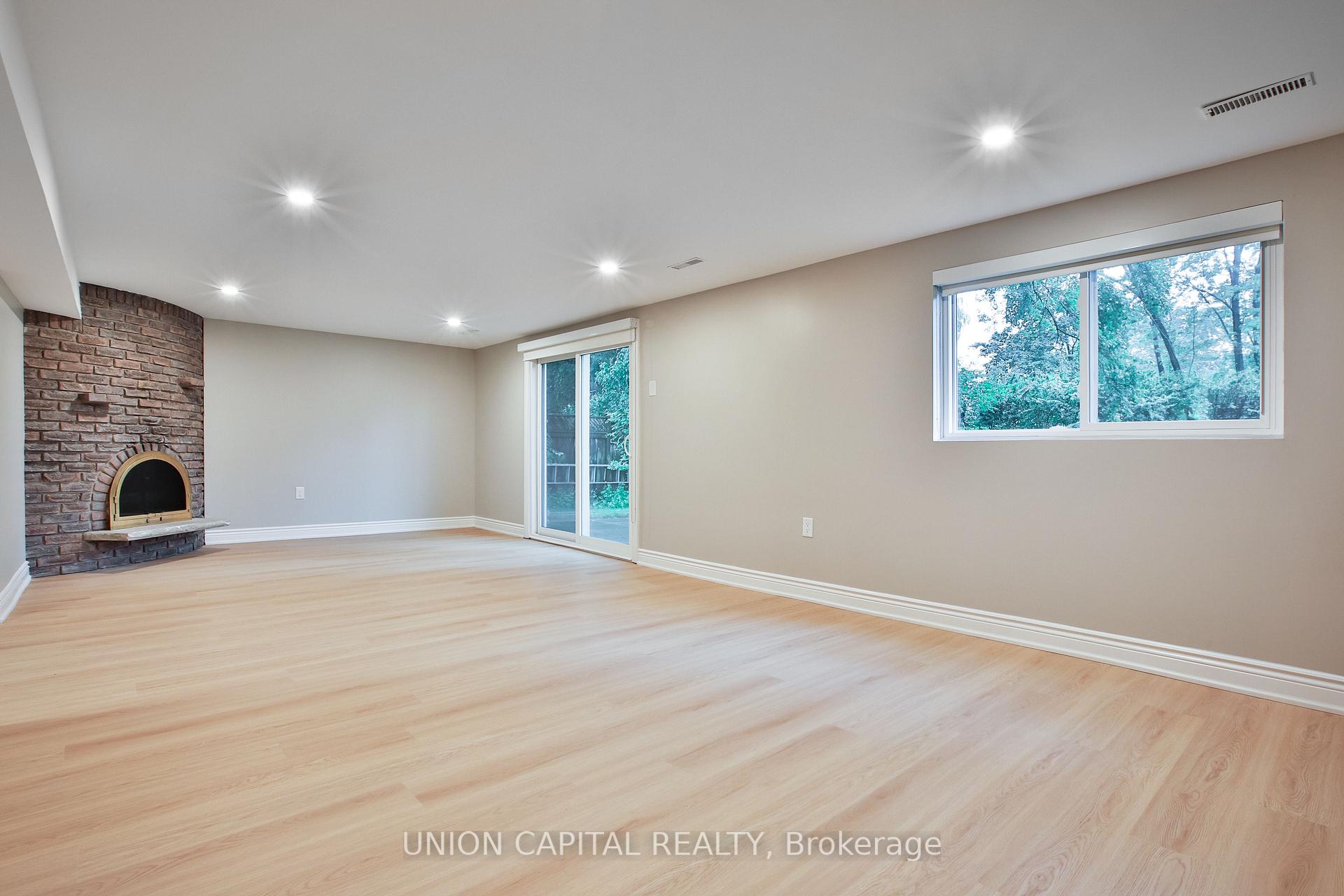Photo 17 of Unit Lower, 131 Romfield Circuit, Markham, Royal Orchard — HOMEH