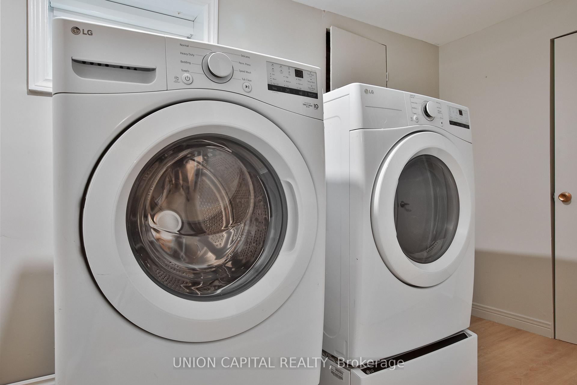 Photo 31 of Unit Lower, 131 Romfield Circuit, Markham, Royal Orchard — HOMEH