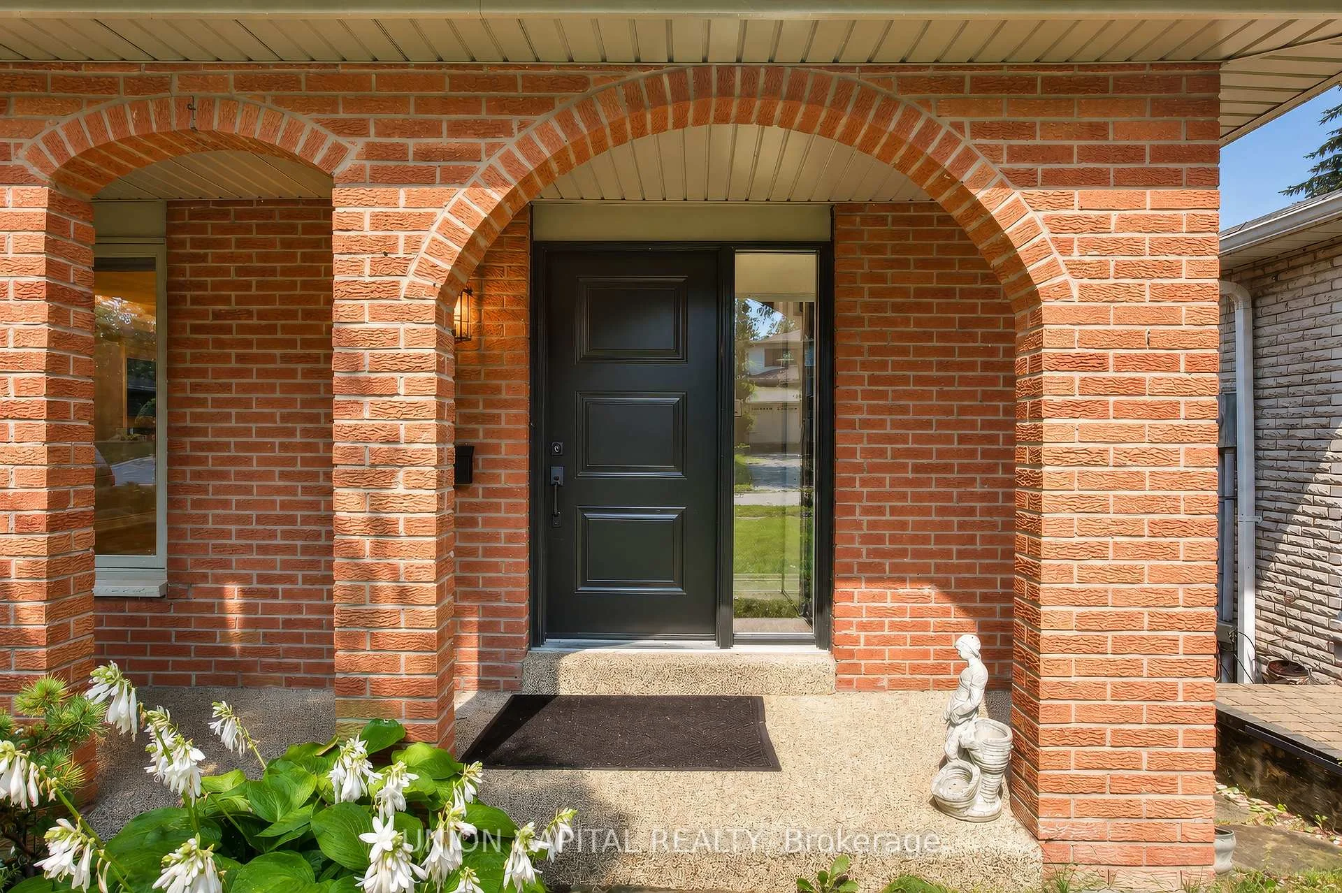 Photo 49 of Unit Lower, 131 Romfield Circuit, Markham, Royal Orchard — HOMEH
