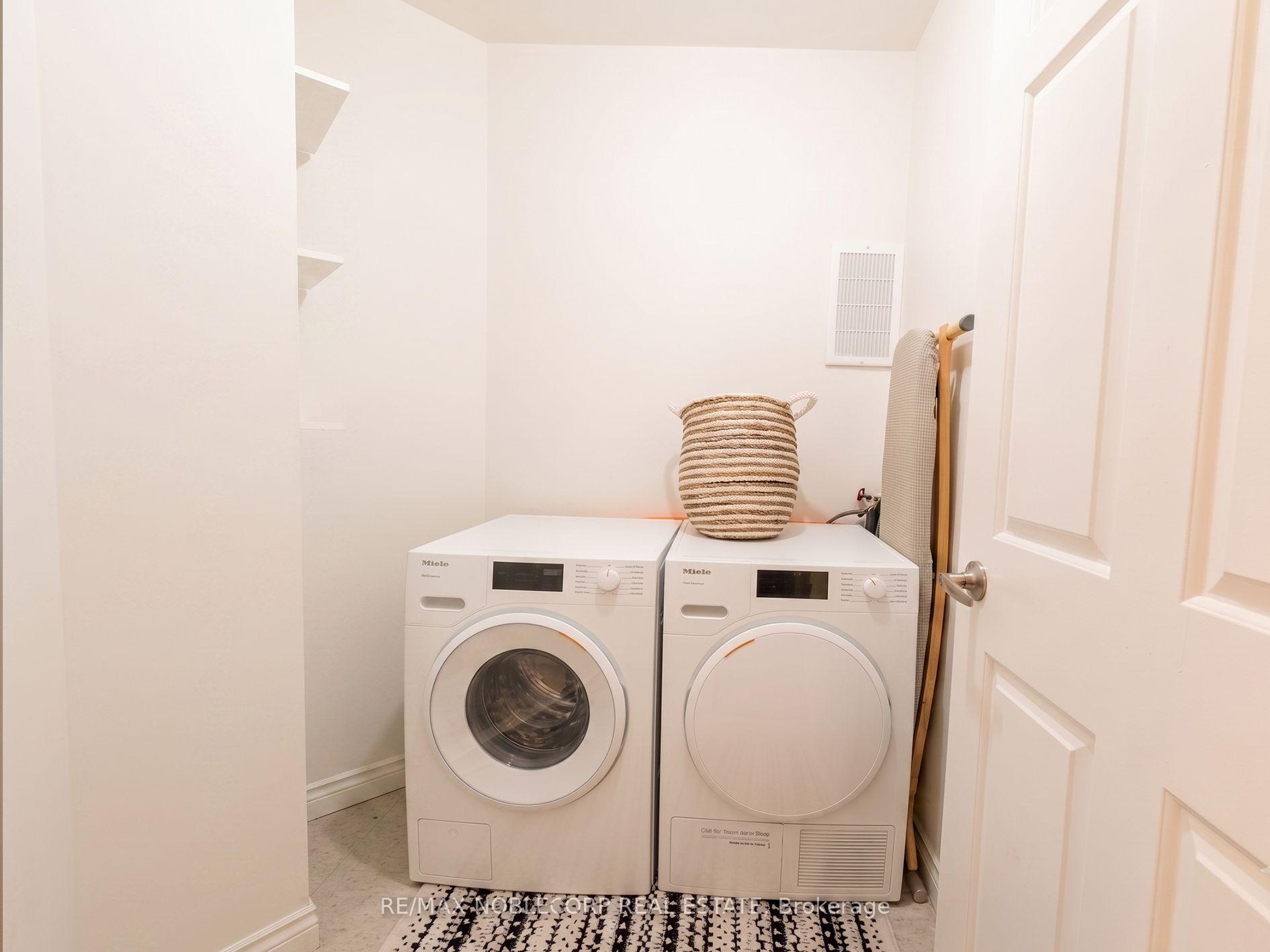 Photo 13 of Unit 1801, 2285 Lake Shore Boulevard, Etobicoke, Mimico — HOMEH