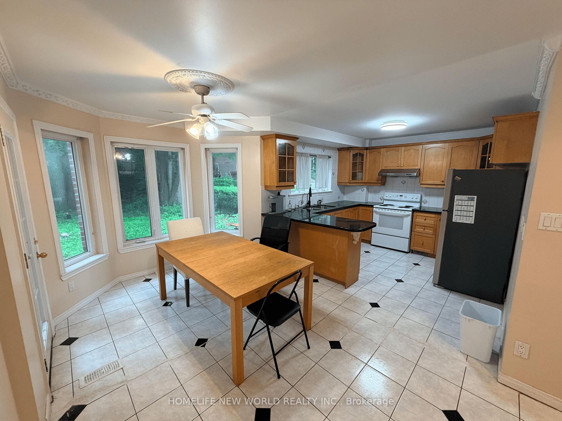 Photo 9 of 63 Lehar Crescent, North York, Hillcrest Village — HOMEH