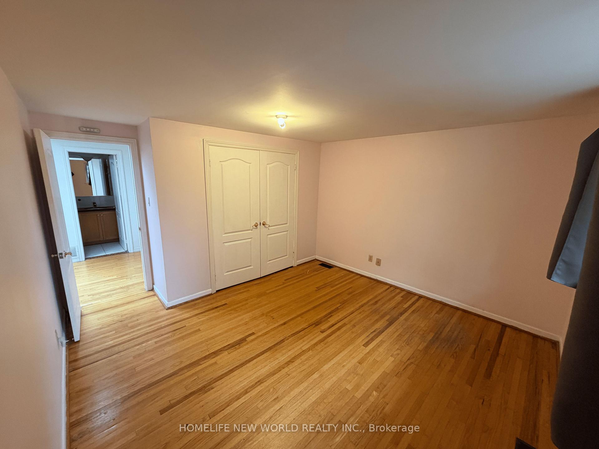 Photo 21 of 63 Lehar Crescent, North York, Hillcrest Village — HOMEH