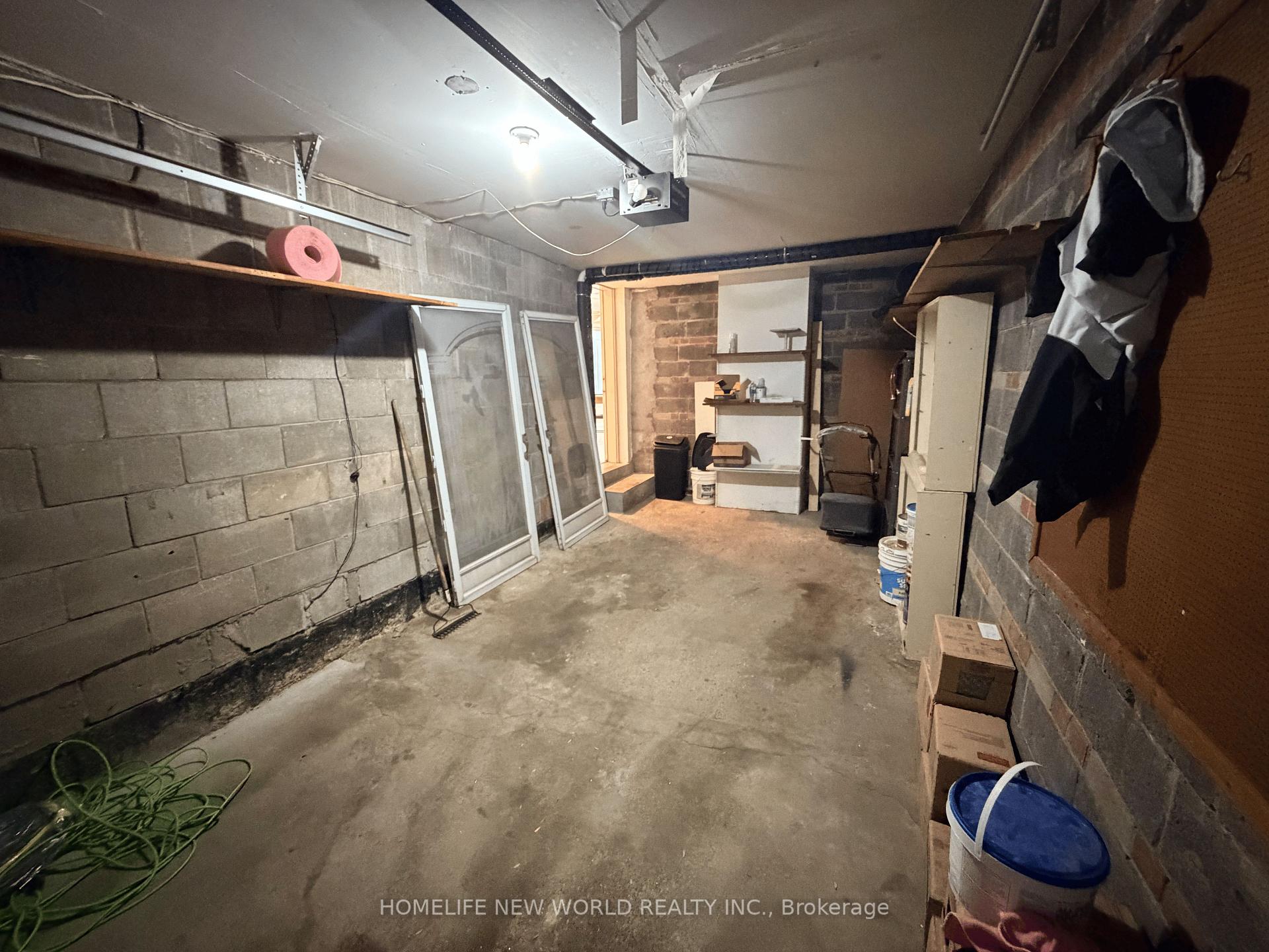 Photo 38 of 63 Lehar Crescent, North York, Hillcrest Village — HOMEH