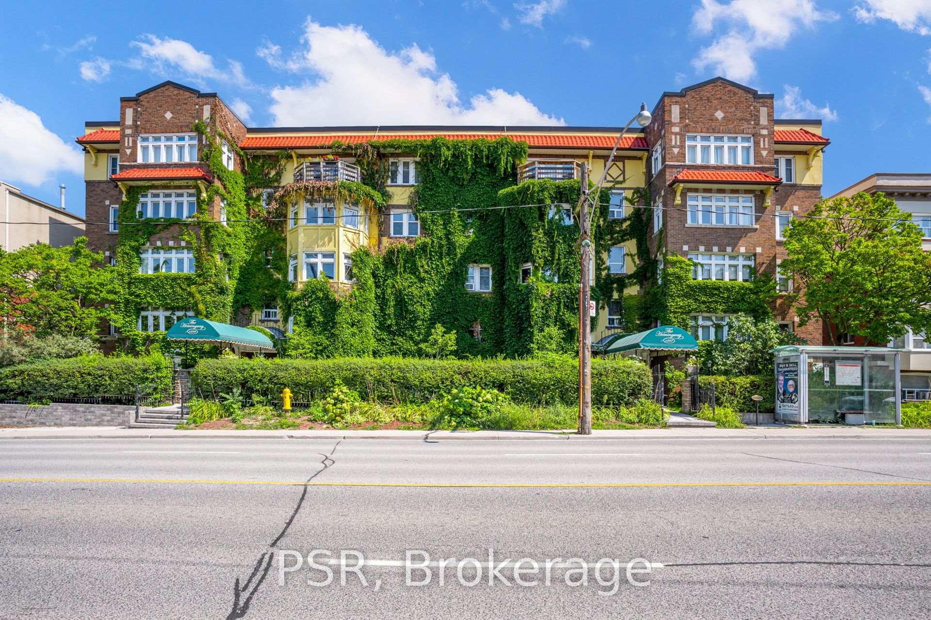 Photo 1 of Unit 17, 1599 Bathurst Street, Toronto, Forest Hill South — HOMEH
