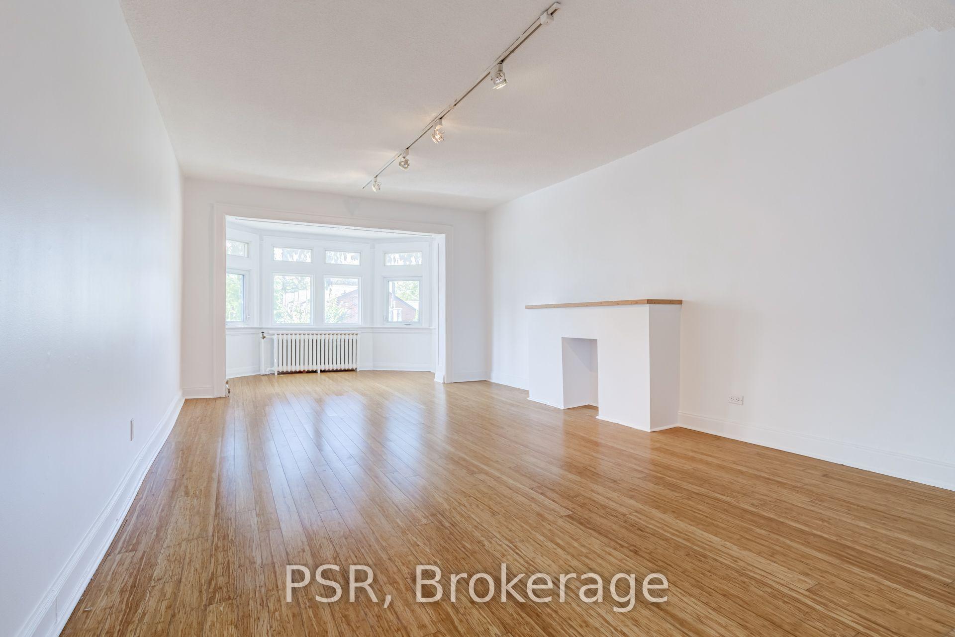 Photo 8 of Unit 17, 1599 Bathurst Street, Toronto, Forest Hill South — HOMEH