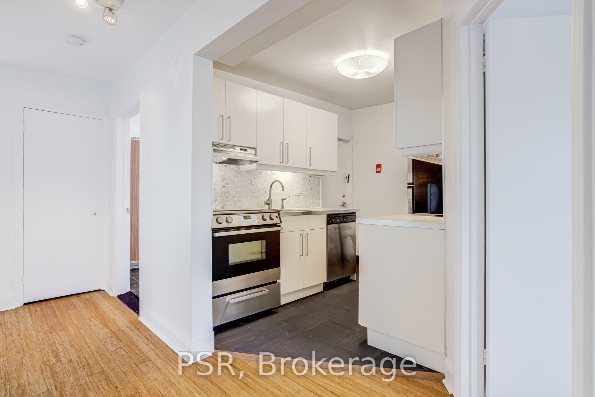 Photo 13 of Unit 17, 1599 Bathurst Street, Toronto, Forest Hill South — HOMEH