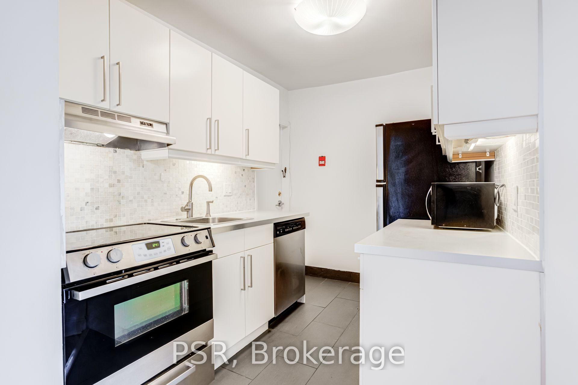 Photo 14 of Unit 17, 1599 Bathurst Street, Toronto, Forest Hill South — HOMEH