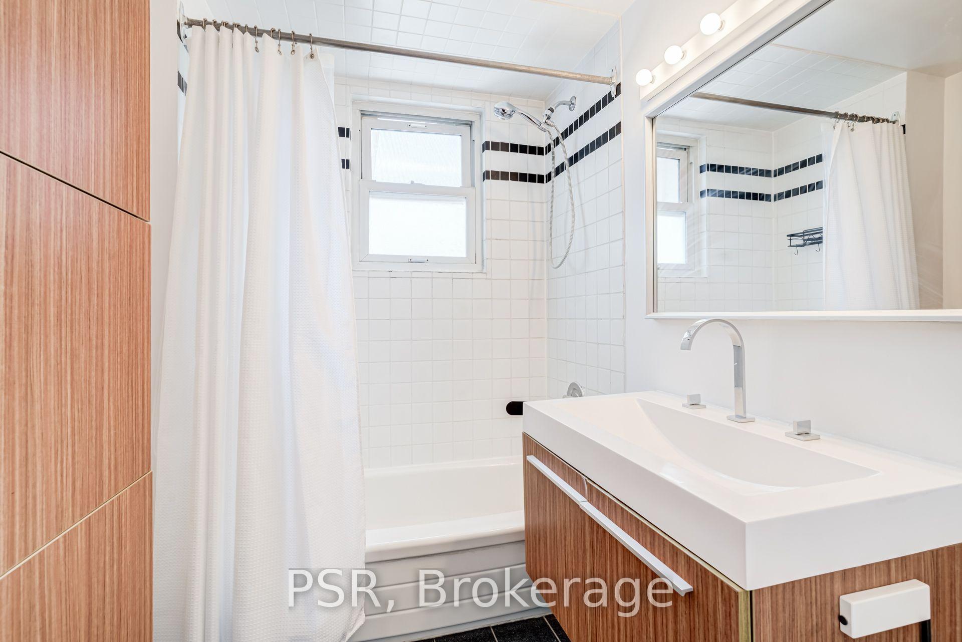Photo 22 of Unit 17, 1599 Bathurst Street, Toronto, Forest Hill South — HOMEH