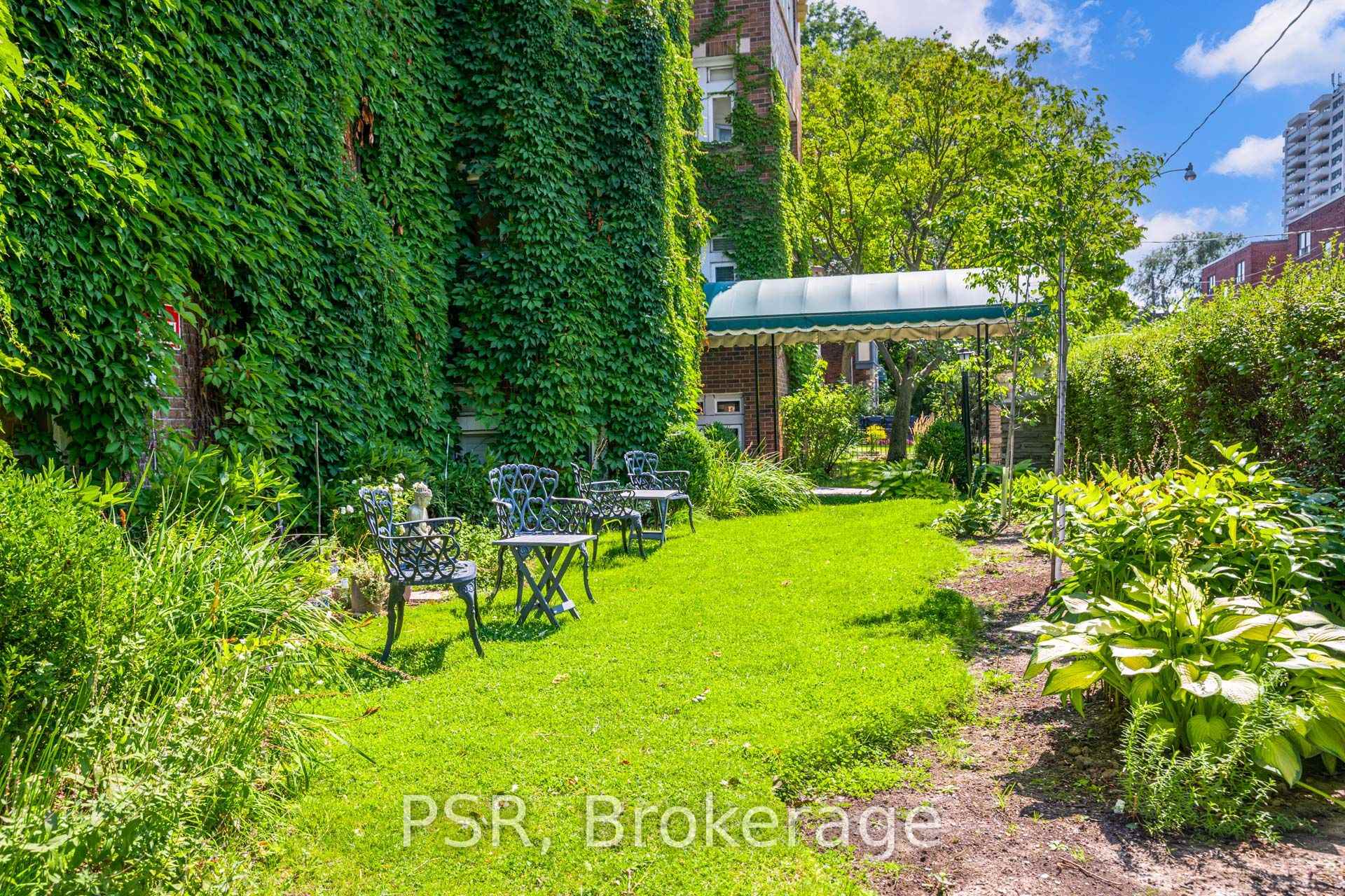 Photo 37 of Unit 17, 1599 Bathurst Street, Toronto, Forest Hill South — HOMEH