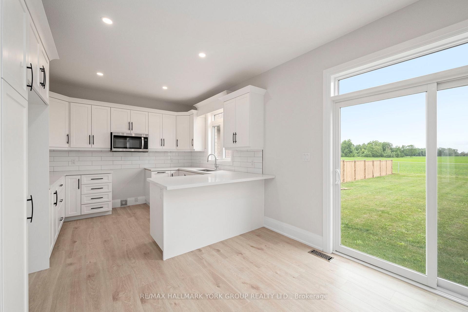Photo 12 of 246 Leitch Street, Dutton/Dunwich, Dutton — HOMEH