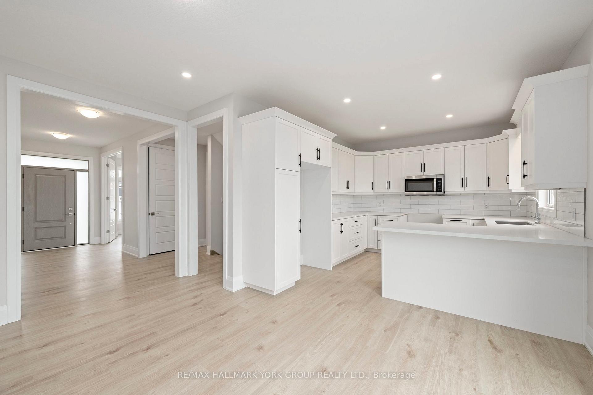 Photo 13 of 246 Leitch Street, Dutton/Dunwich, Dutton — HOMEH