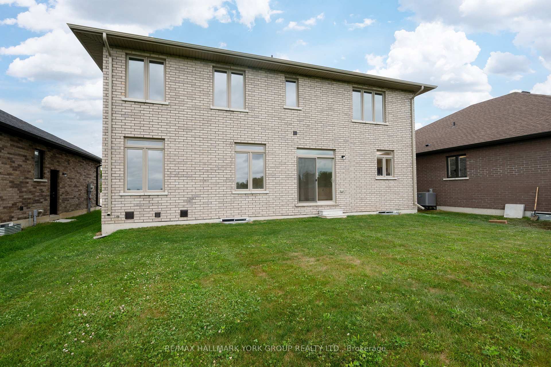 Photo 36 of 246 Leitch Street, Dutton/Dunwich, Dutton — HOMEH