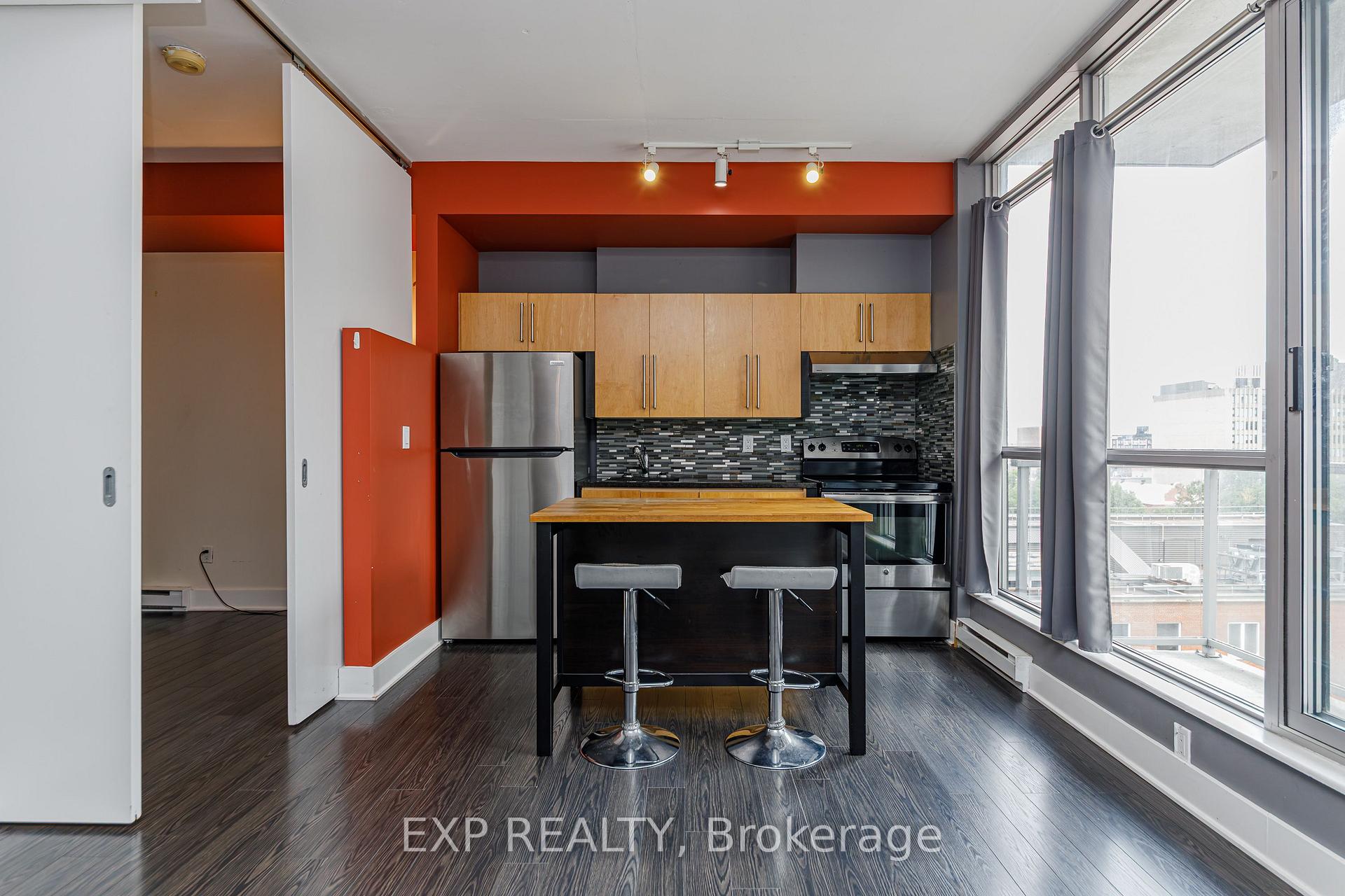 Photo 5 of Unit 806, 180 York Street, Ottawa, Lower Town/Byward Market — HOMEH