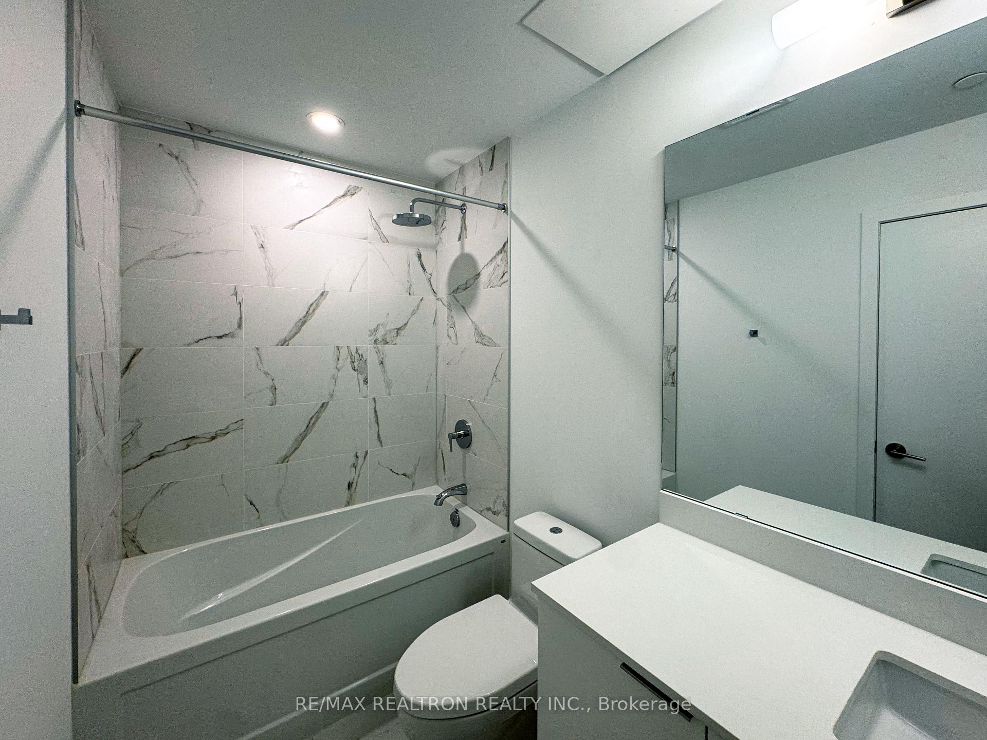 Photo 17 of Unit S802, 8 Olympic Garden Drive, North York, Newtonbrook East — HOMEH