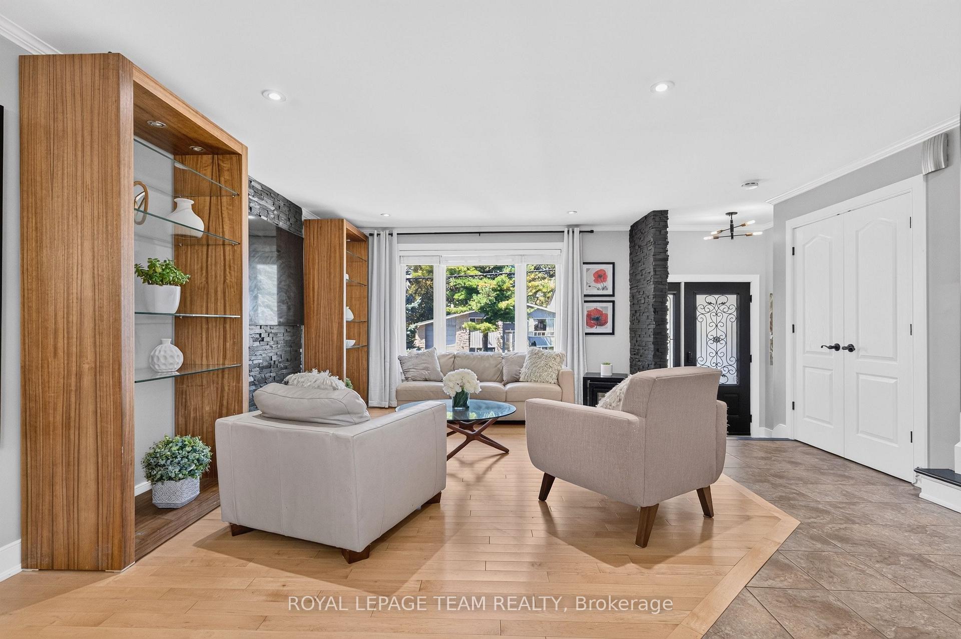 Photo 5 of 105 Brae Crescent, Ottawa, Stittsville (South) — HOMEH