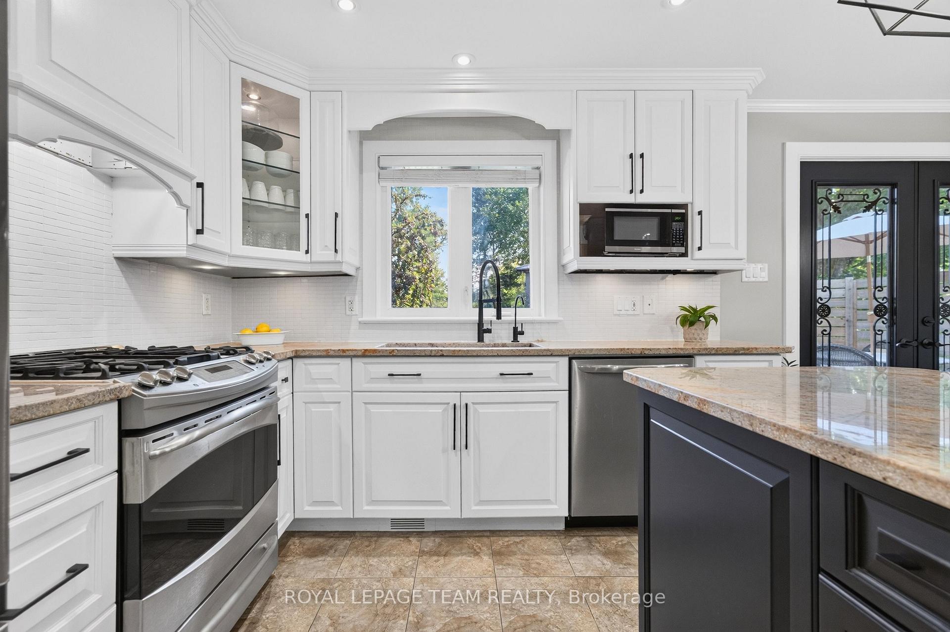 Photo 13 of 105 Brae Crescent, Ottawa, Stittsville (South) — HOMEH