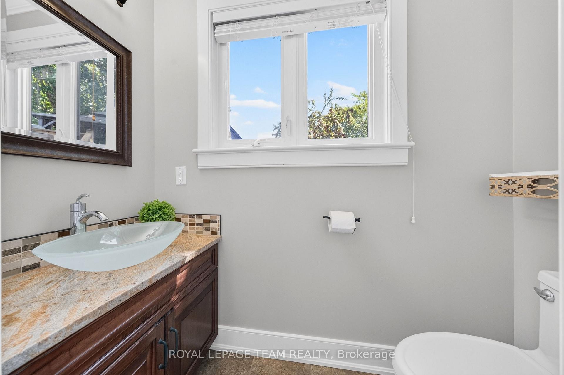 Photo 23 of 105 Brae Crescent, Ottawa, Stittsville (South) — HOMEH