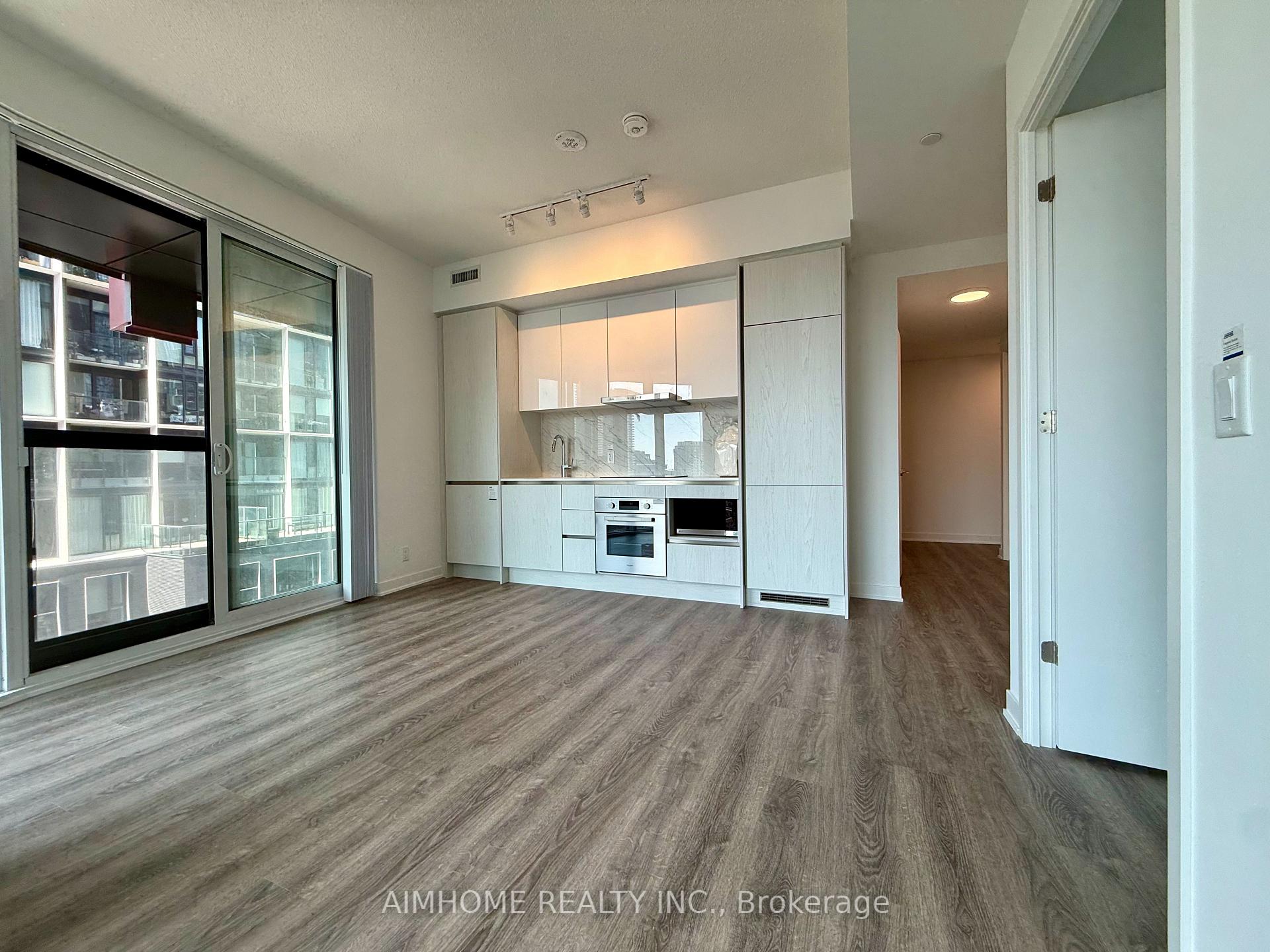 Photo 5 of Unit 1209, 180 Front Street E, Toronto, Moss Park — HOMEH