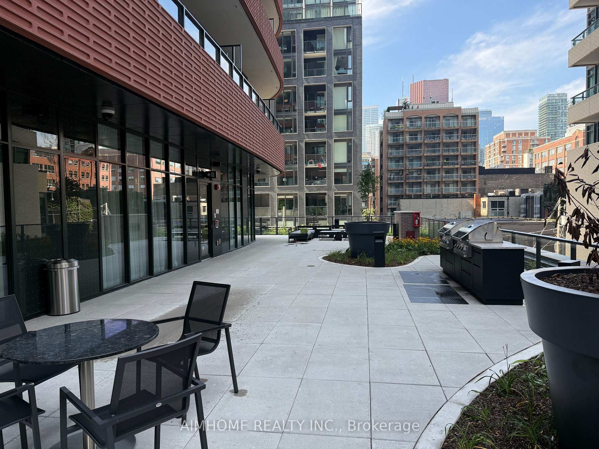 Photo 14 of Unit 1209, 180 Front Street E, Toronto, Moss Park — HOMEH