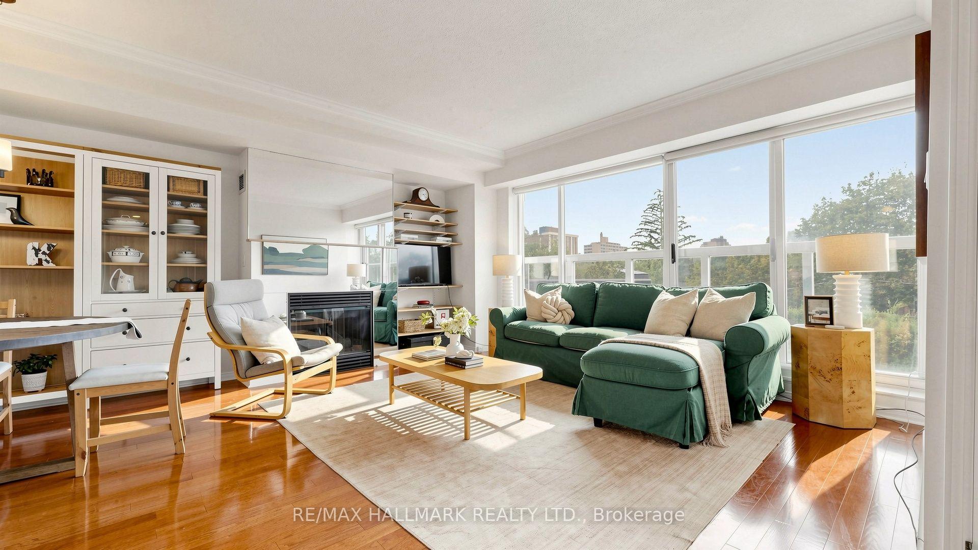 Photo 2 of 1818 Bayview Avenue, Toronto, Mount Pleasant East — HOMEH