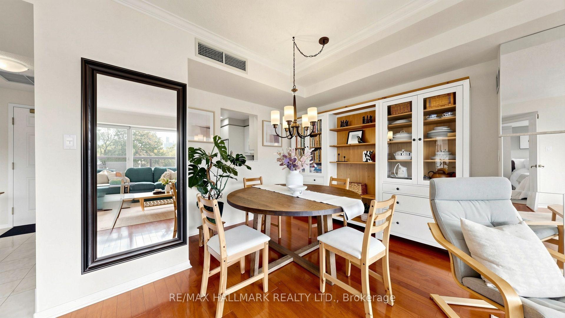 Photo 7 of 1818 Bayview Avenue, Toronto, Mount Pleasant East — HOMEH