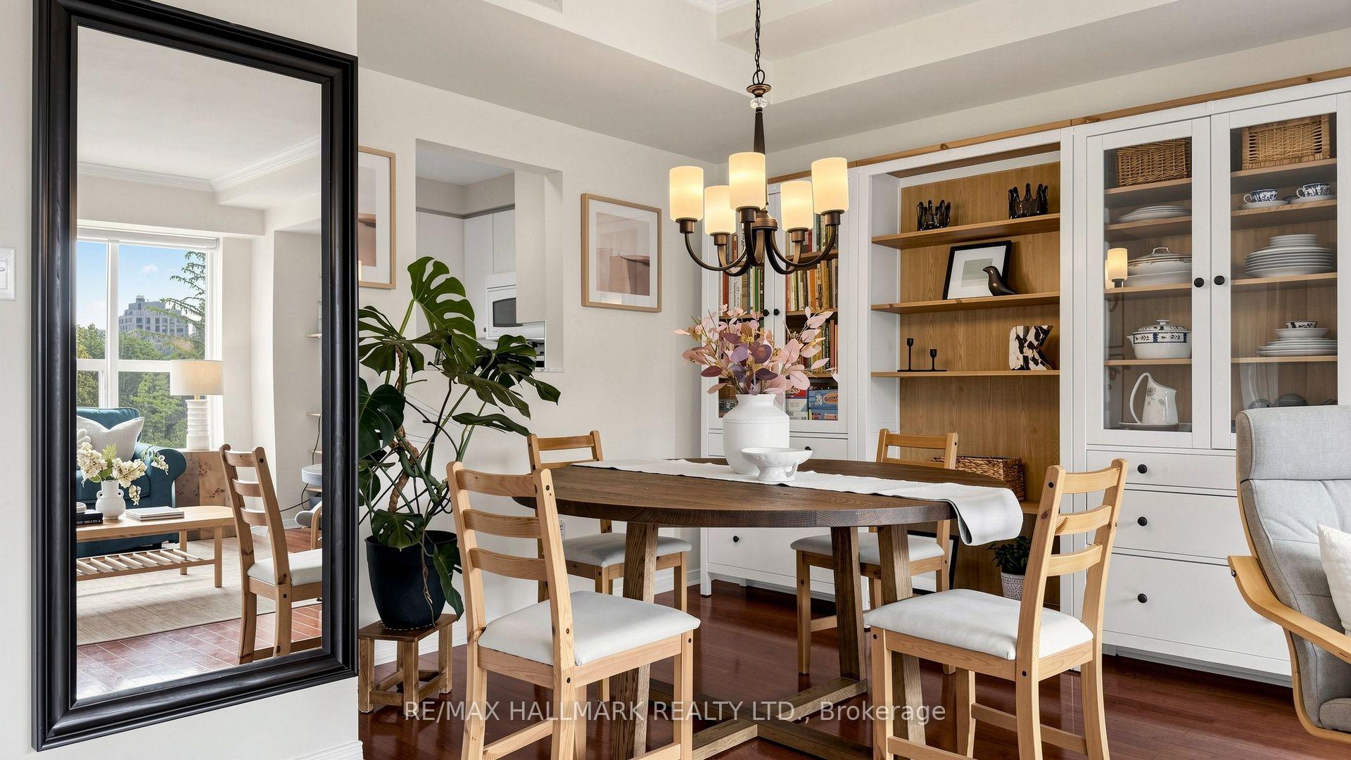 Photo 8 of 1818 Bayview Avenue, Toronto, Mount Pleasant East — HOMEH