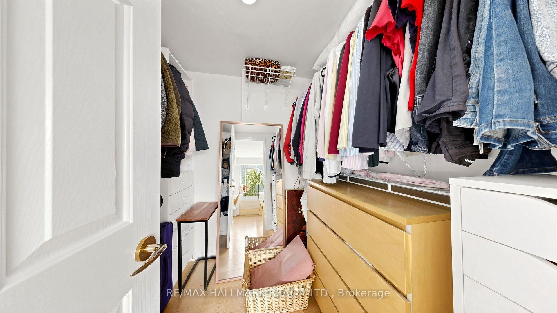 Photo 16 of 1818 Bayview Avenue, Toronto, Mount Pleasant East — HOMEH