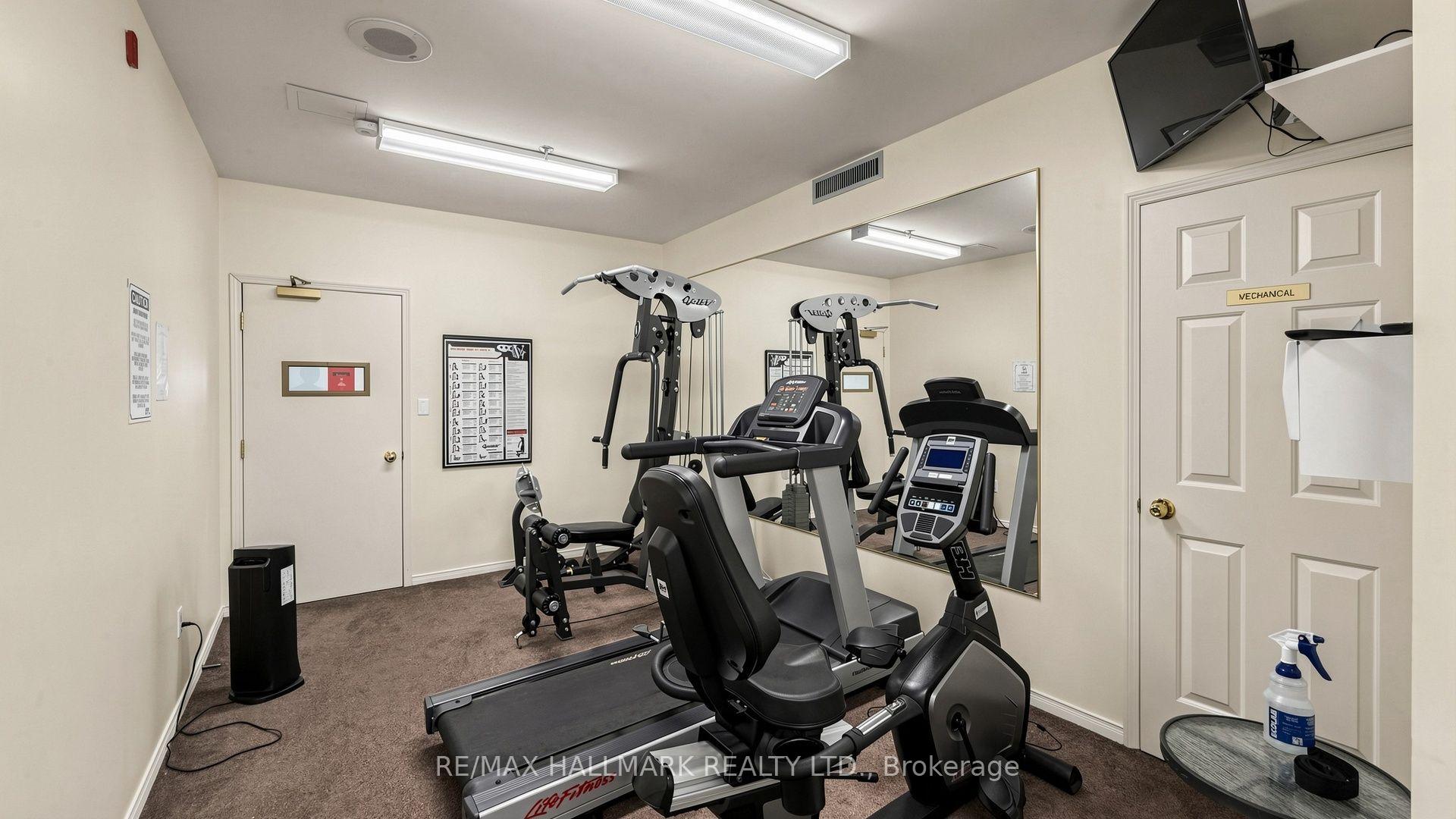 Photo 27 of 1818 Bayview Avenue, Toronto, Mount Pleasant East — HOMEH